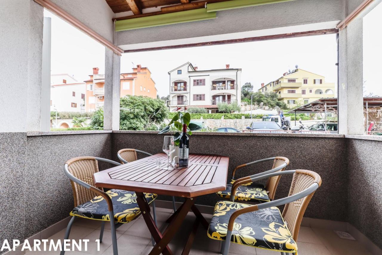 Maestral Apartments Vrsar Ngoại thất bức ảnh