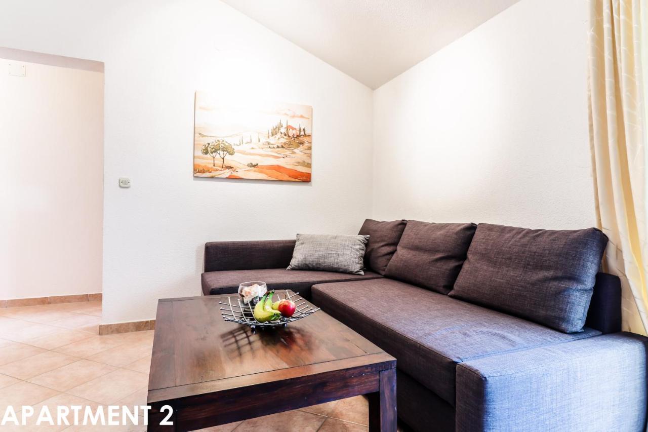 Maestral Apartments Vrsar Ngoại thất bức ảnh